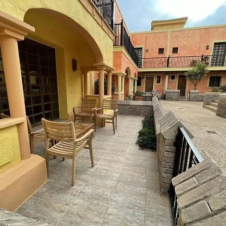 Elegante Duplex En Desert Springs Golf *